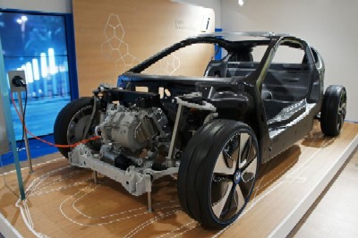 BMW carbon fiber chassis